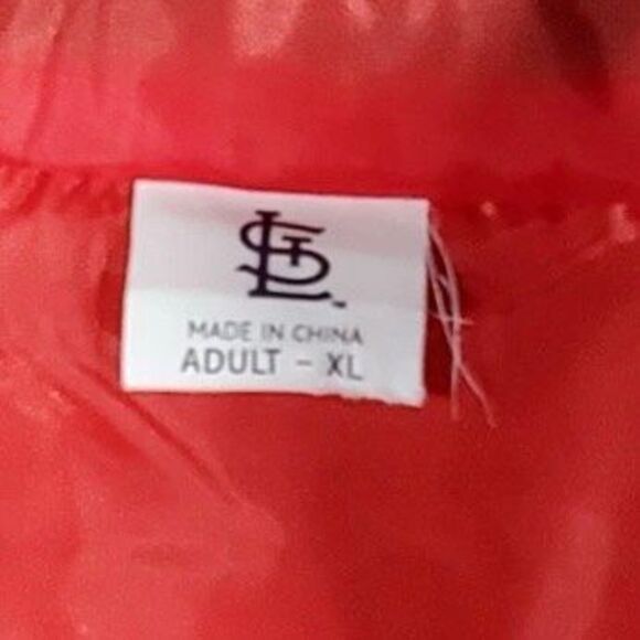 St. Louis Cardinals Baseball Blue Red Details Quilted Mens Vest - Picture 4 of 7